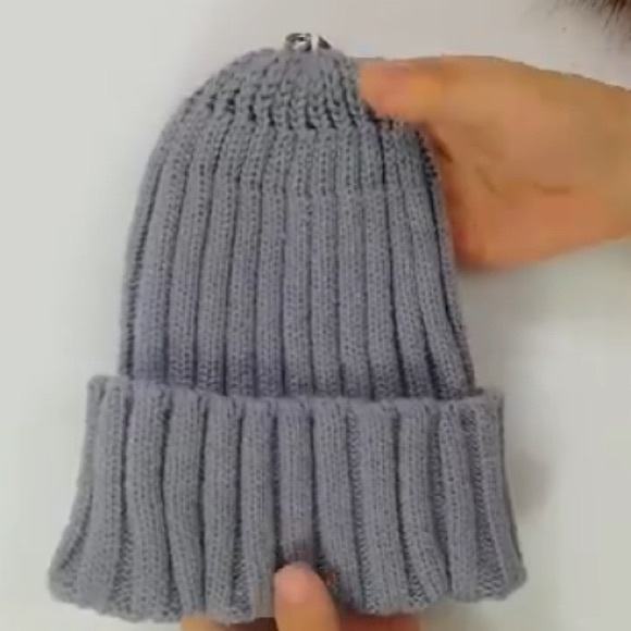Gray Knit Beanie with Removable Pom Pom - Picture 2 of 6